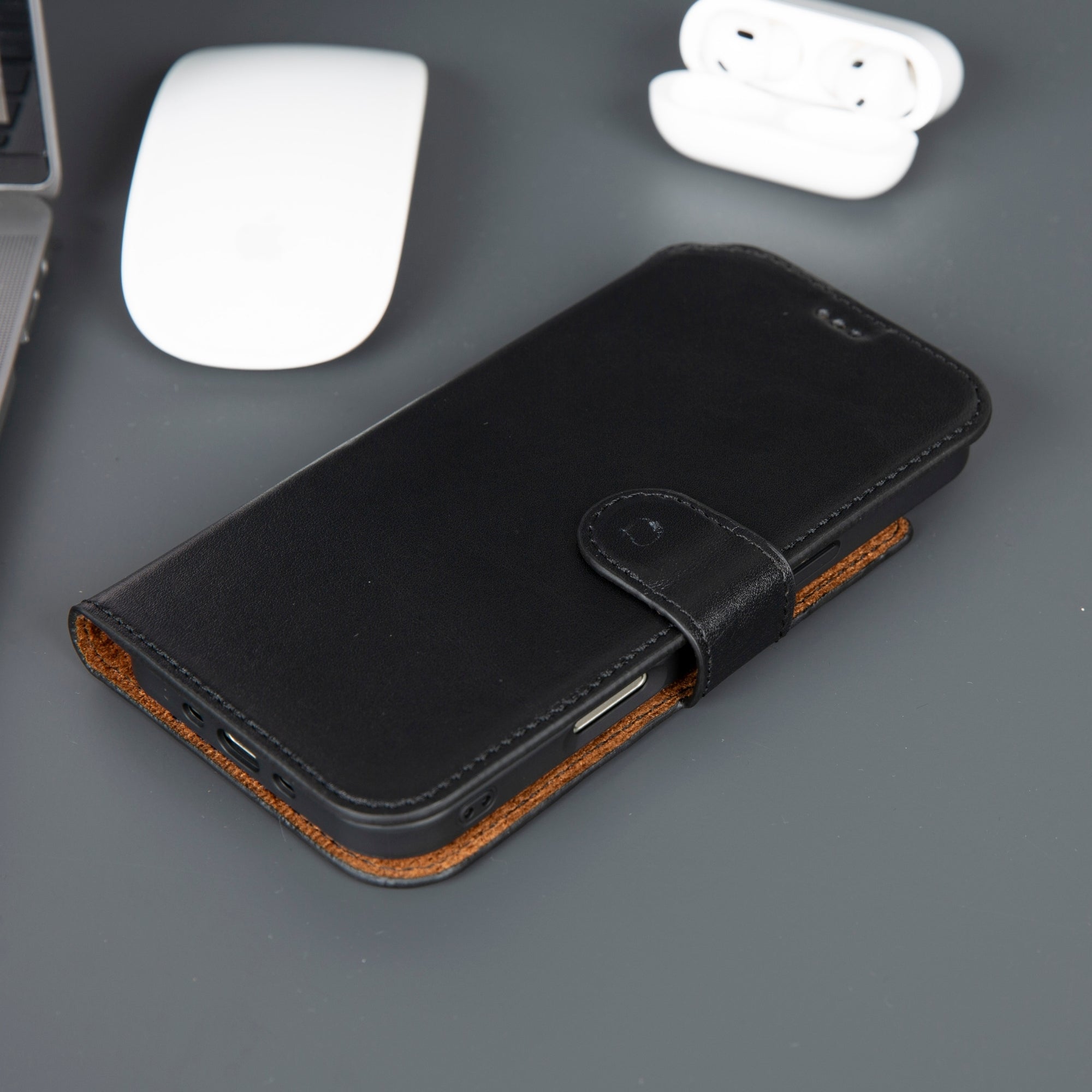 Casper iPhone 17 Air Wallet Case Leather MagSafe - TORONATA - #color_black