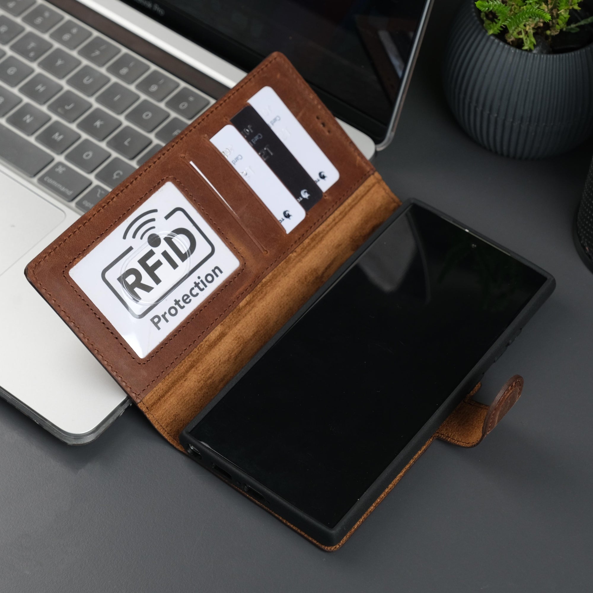 Leather Samsung Galaxy S25 Ultra Wallet Case