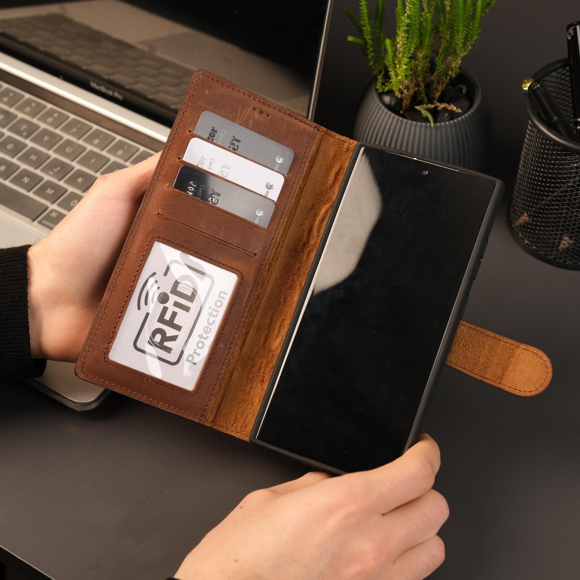 Leather Samsung Galaxy S25 Ultra Wallet Case #color_antic-brown