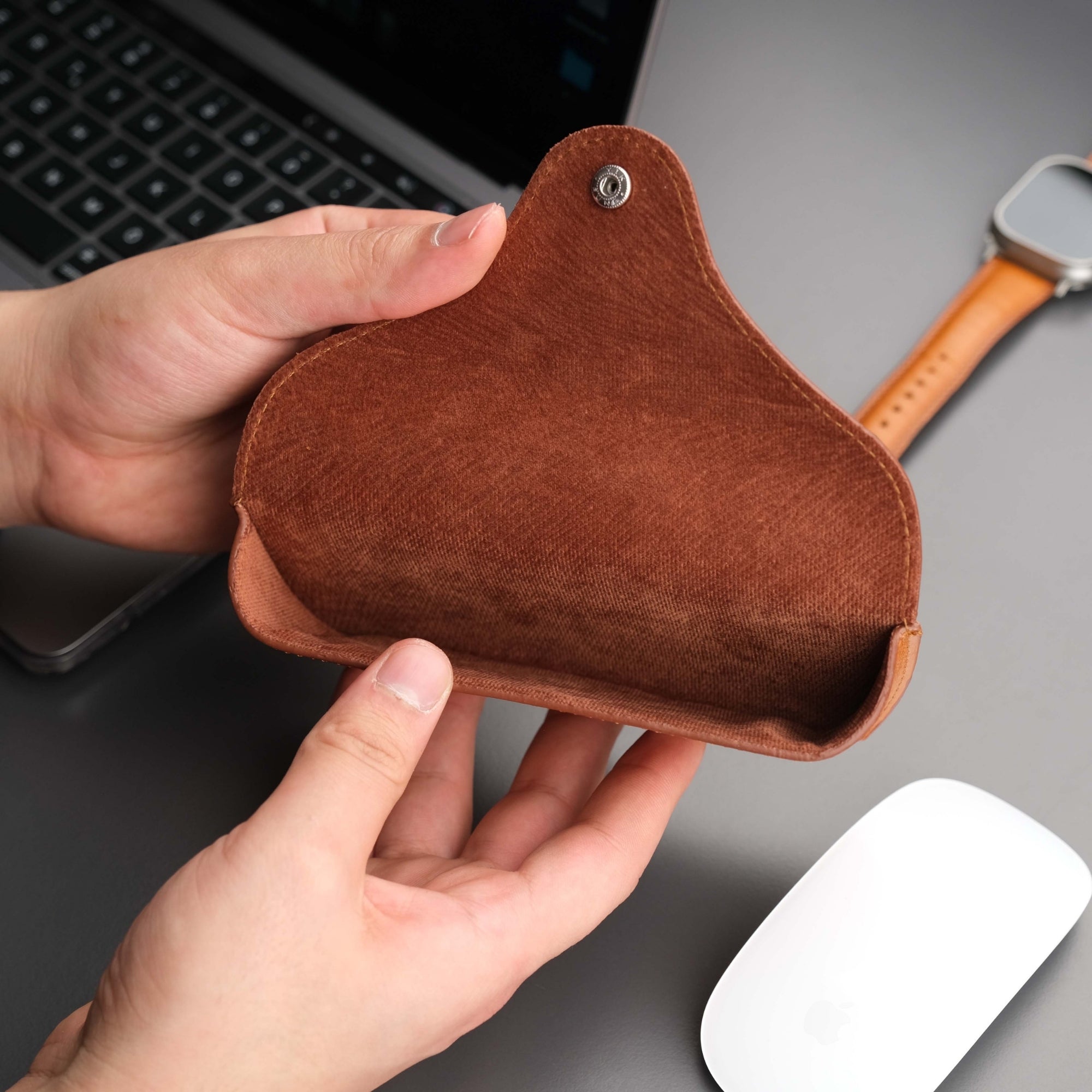 rochaster-leather-glasses-case-tan-3