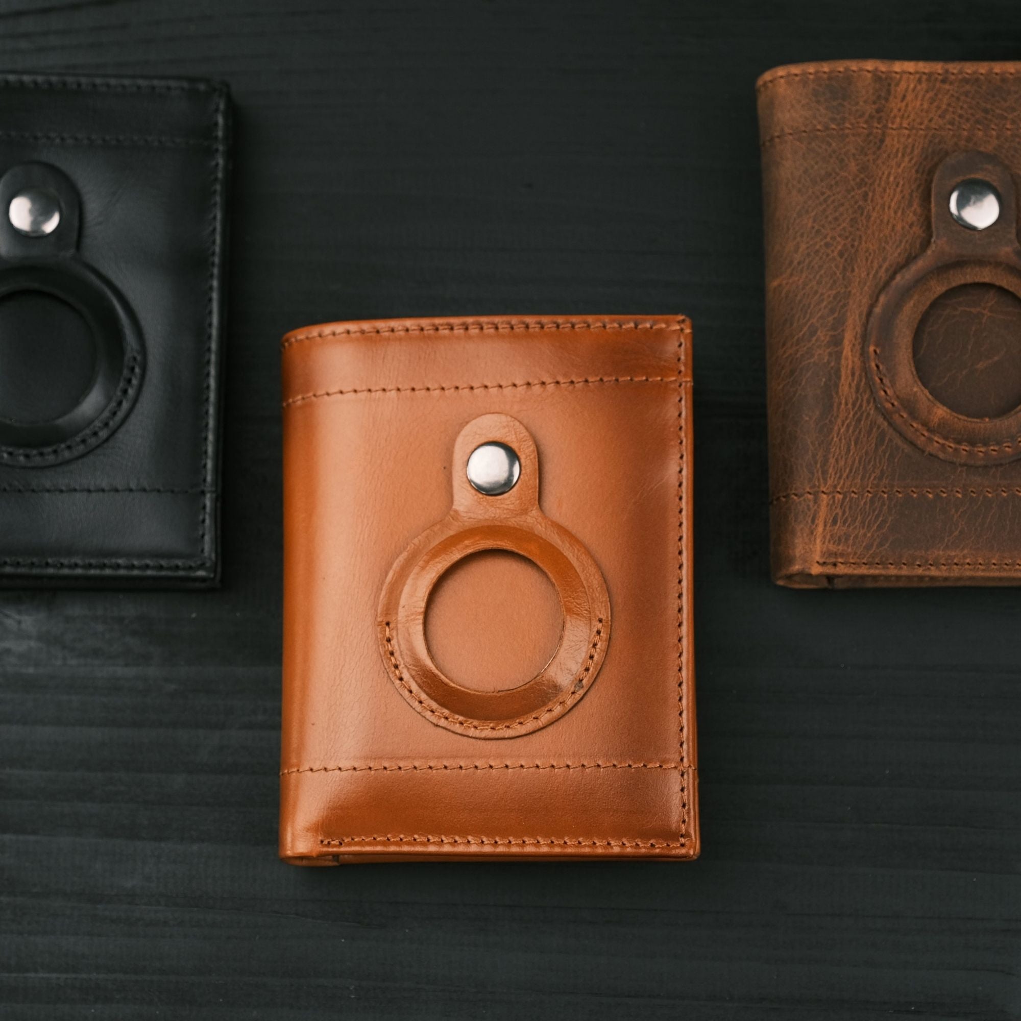 glendo apple airtag slot leather wallet, handcrafted, unisex - toronata -
