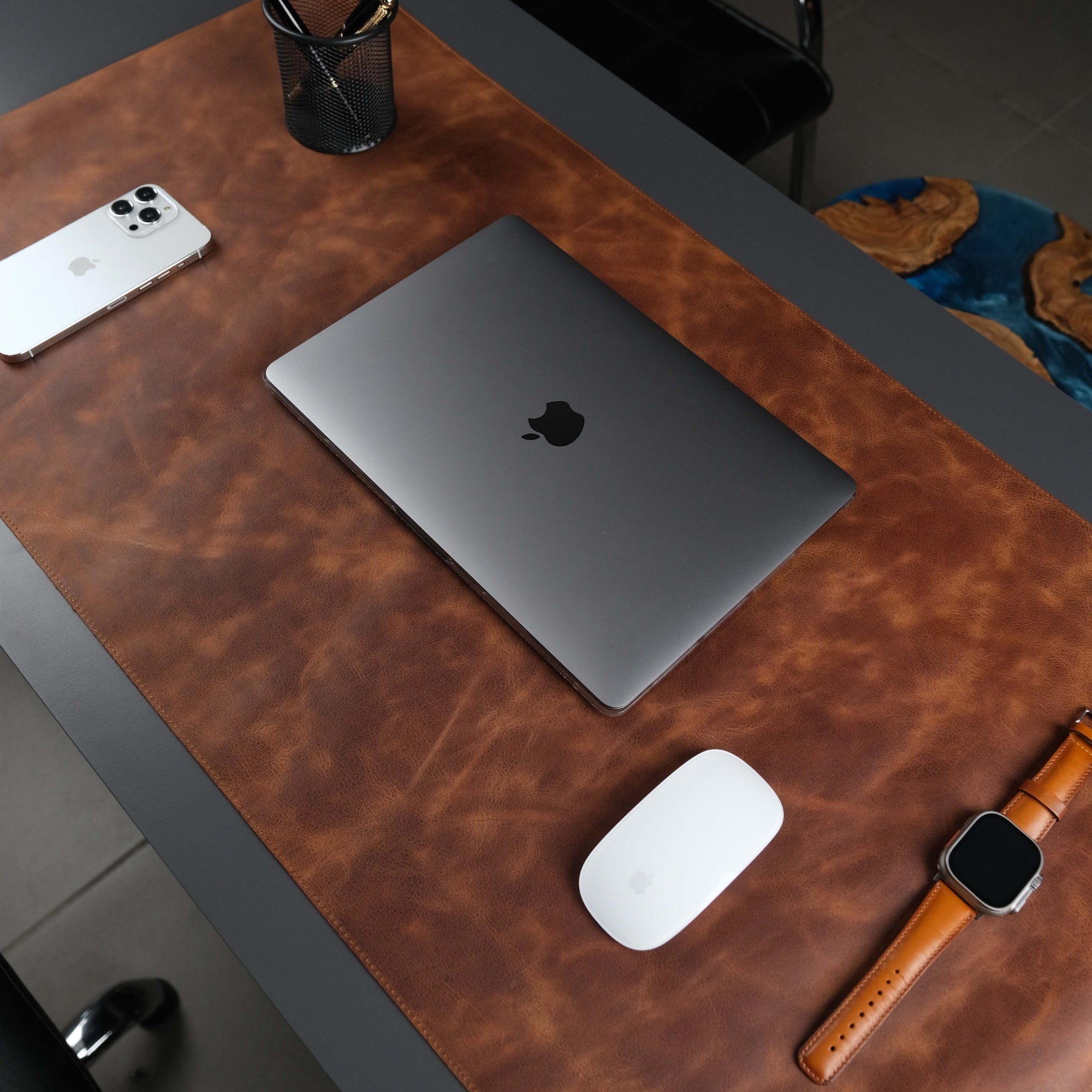 Jersey Antic Tan Leather Desk Pad for Office and Home - TORONATA - color_ Antic Tan