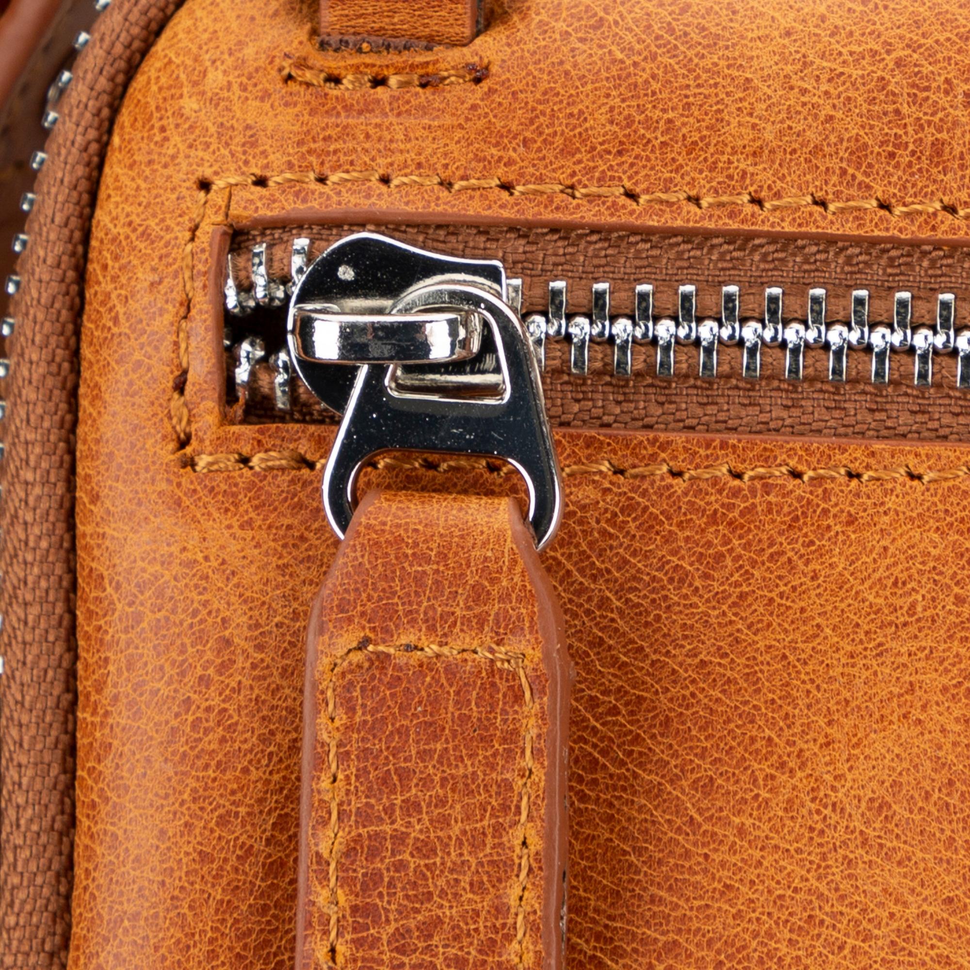 niagara leather crossbody phone bag for men - toronata -