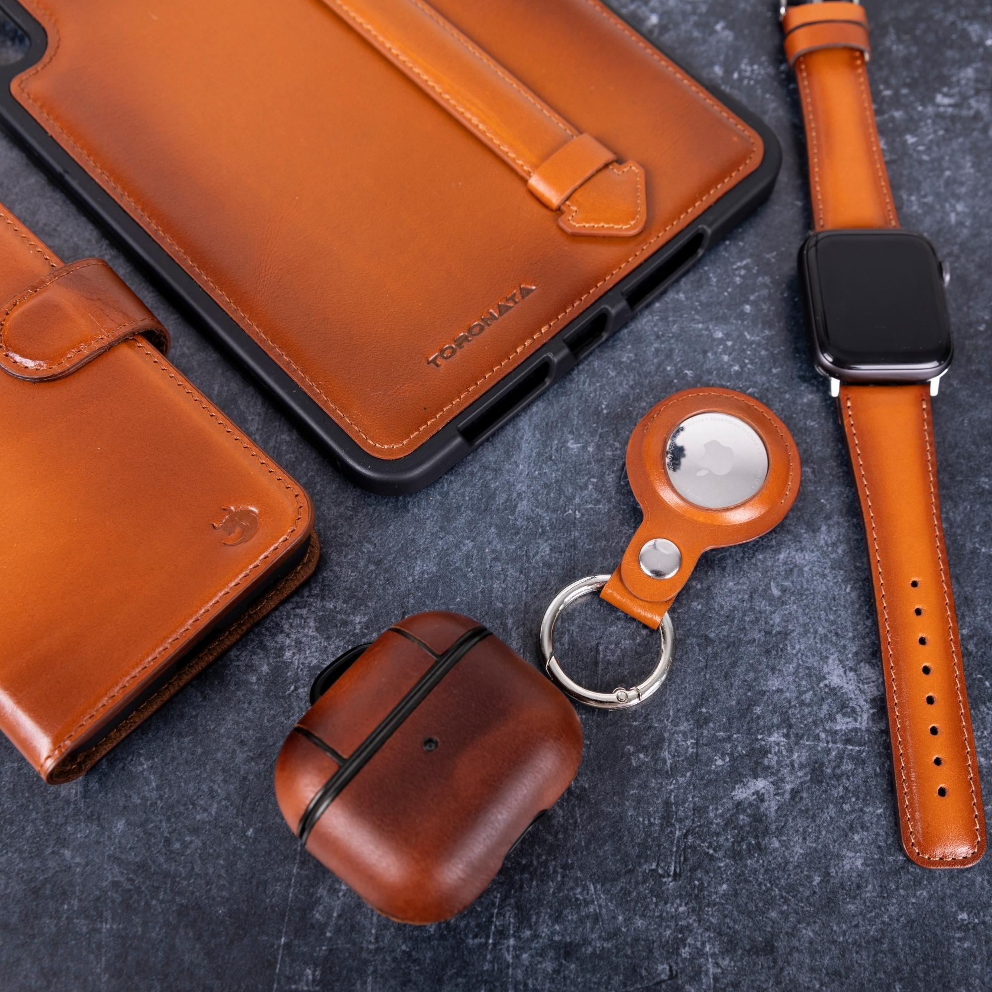 leather cases for apple devices by toronata