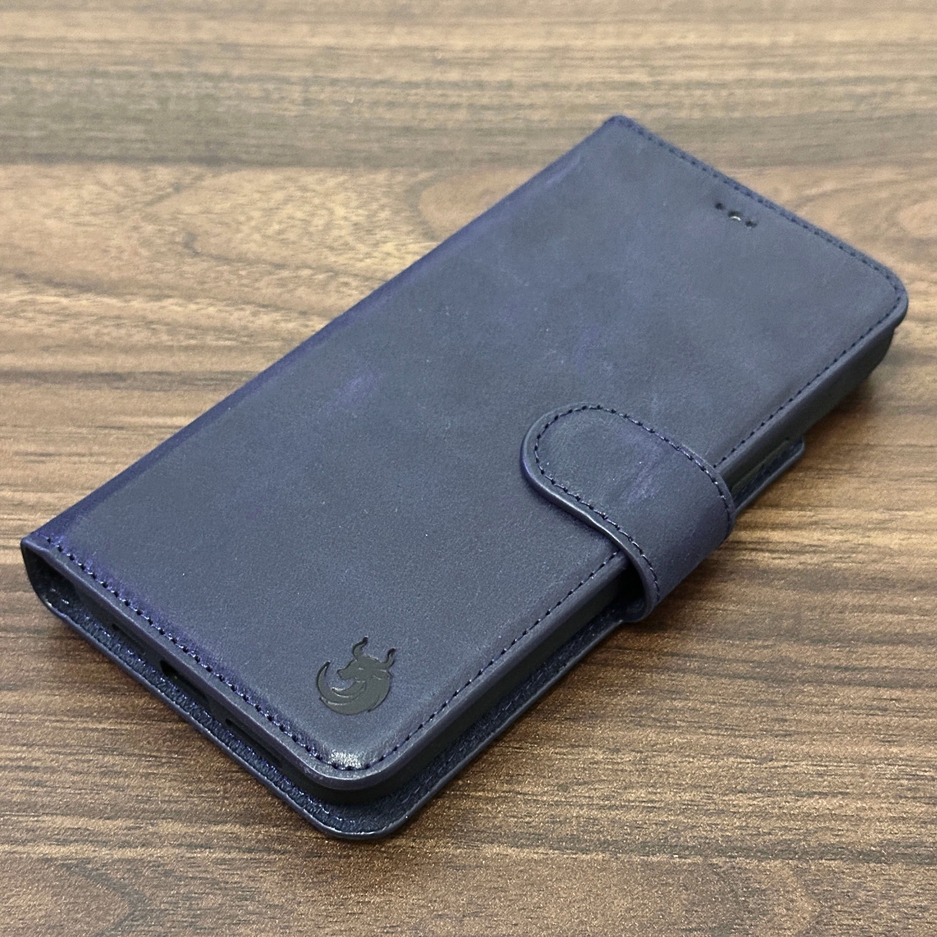 Vegas iPhone 15 Pro Wallet Case | MagSafe - TORONATA - 