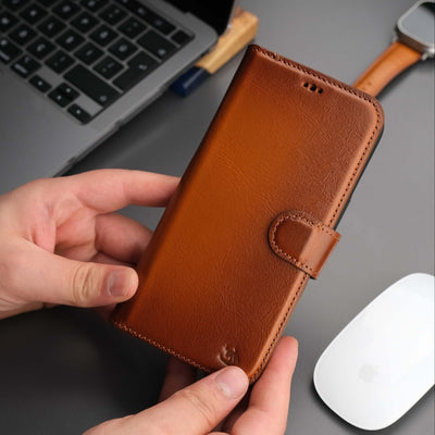 Casper Leather iPhone 14 Plus Wallet Case | MagSafe - TORONATA - 