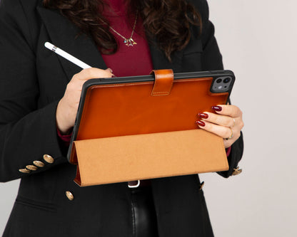 Trigon Leather iPad Pro 13" (2024) Case - TORONATA - color_ Tan