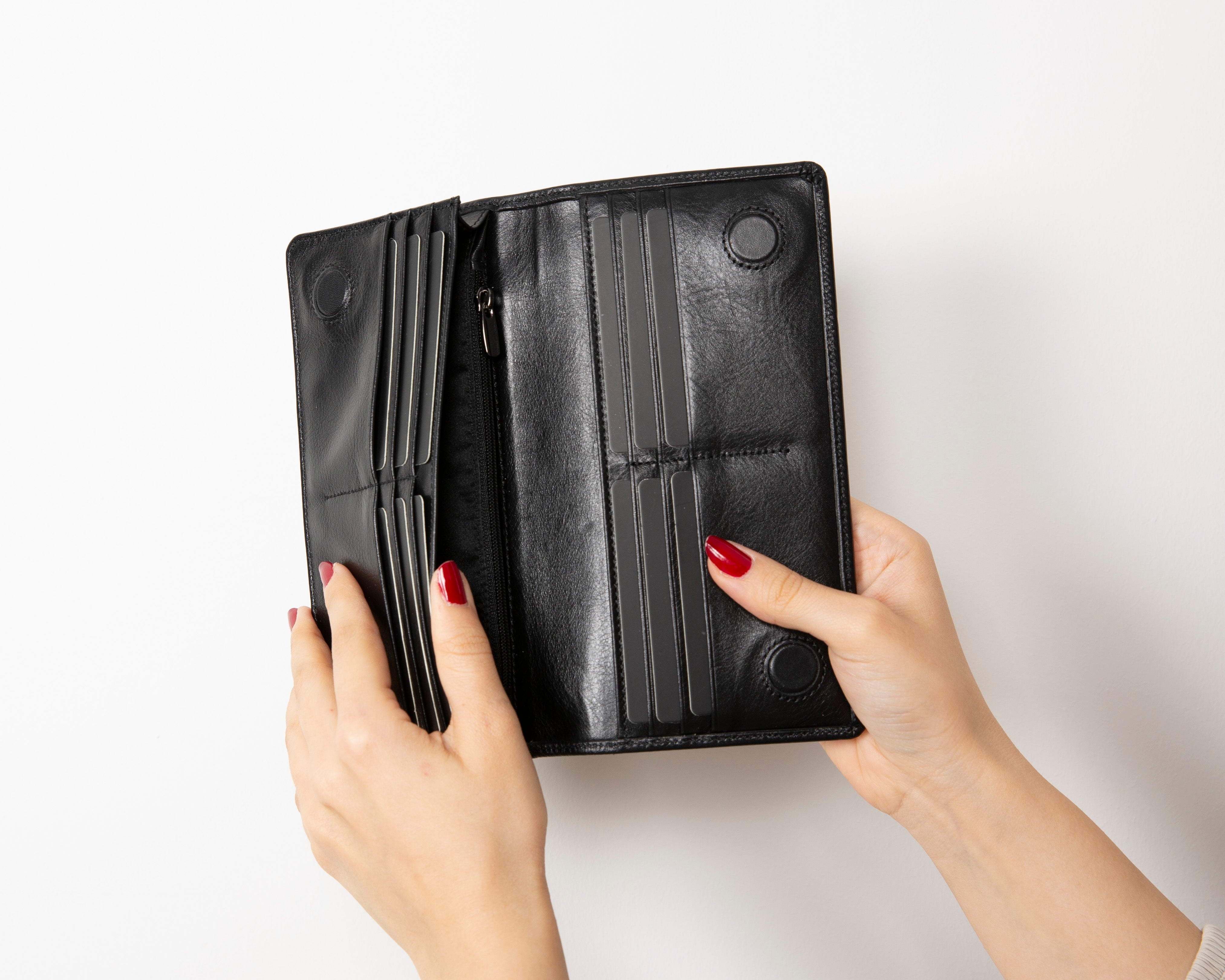 Sedona Leather Women’s Wallet - 