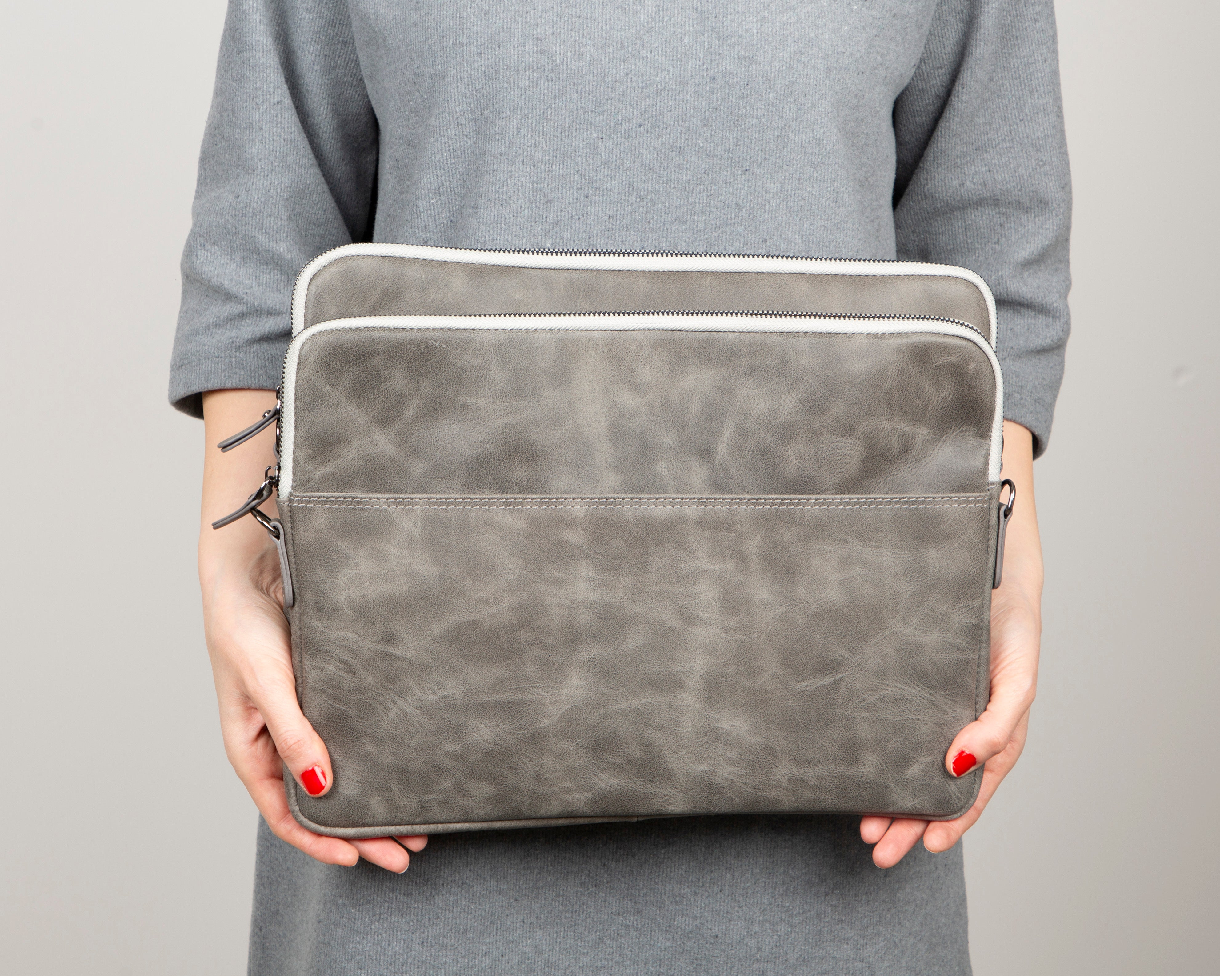 Awe Leather Laptop / Tablet Sleeve - TORONATA - color_