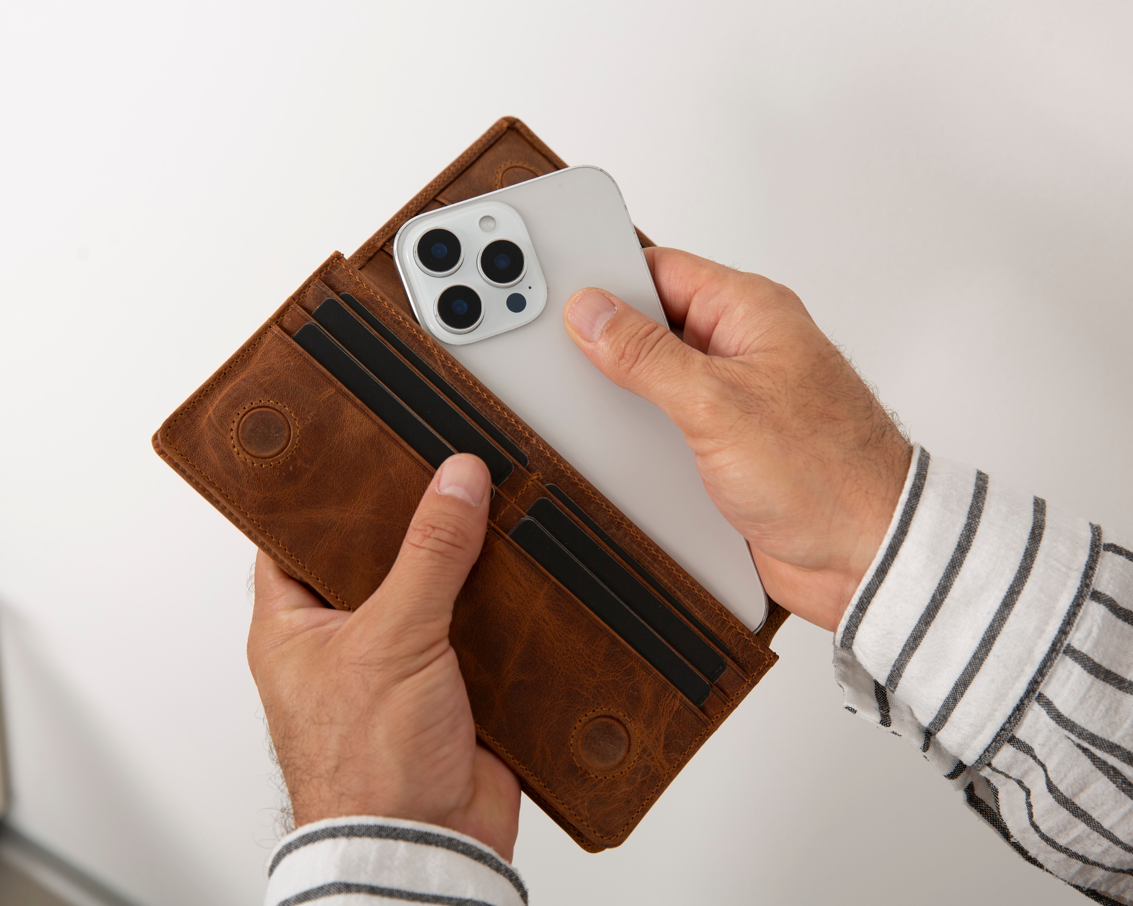 Sedona Leather Women’s Wallet - 