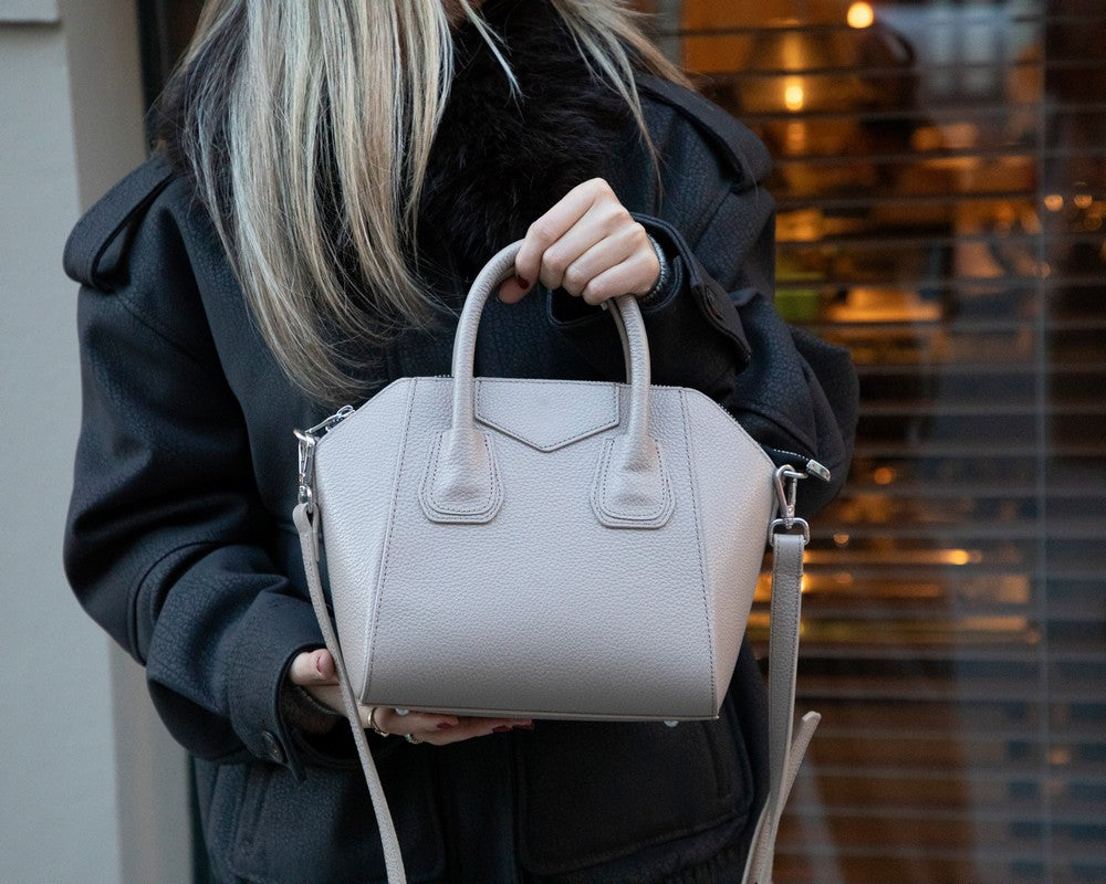 Salinas Genuine Leather Handbag for Women - Medium 