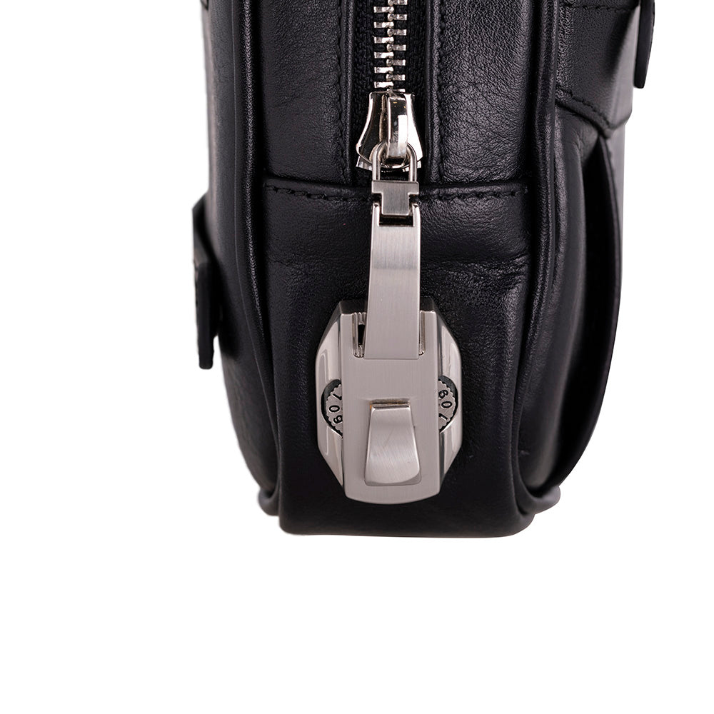 Fresno Leather Clutch – Secure Travel Wallet with Lock 