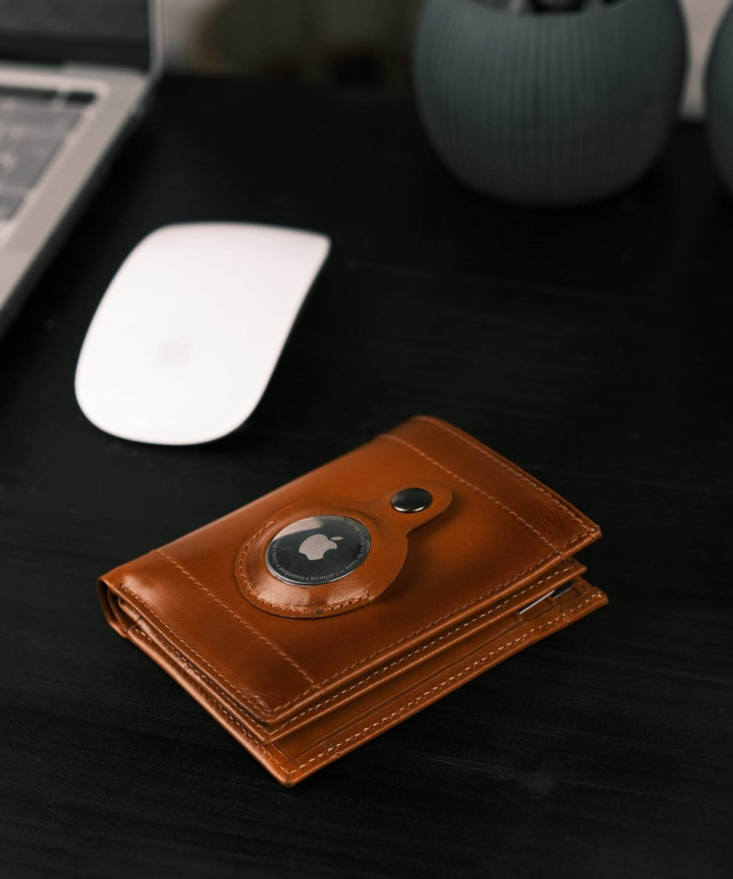 airtag leather cases toronata
