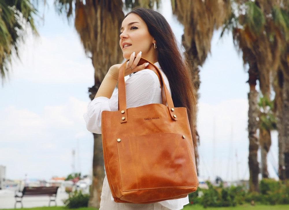 Moon Leather Women Tote Bag - TORONATA - color_