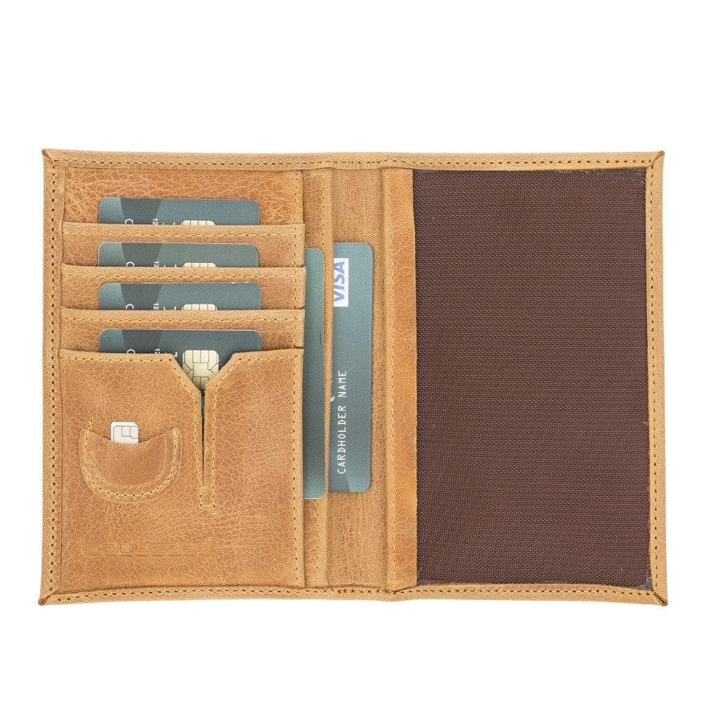 Leather Passport Holder - TORONATA - color_ Brown