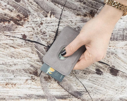 Maggy Leather Magnetic Card Holder - TORONATA - color_