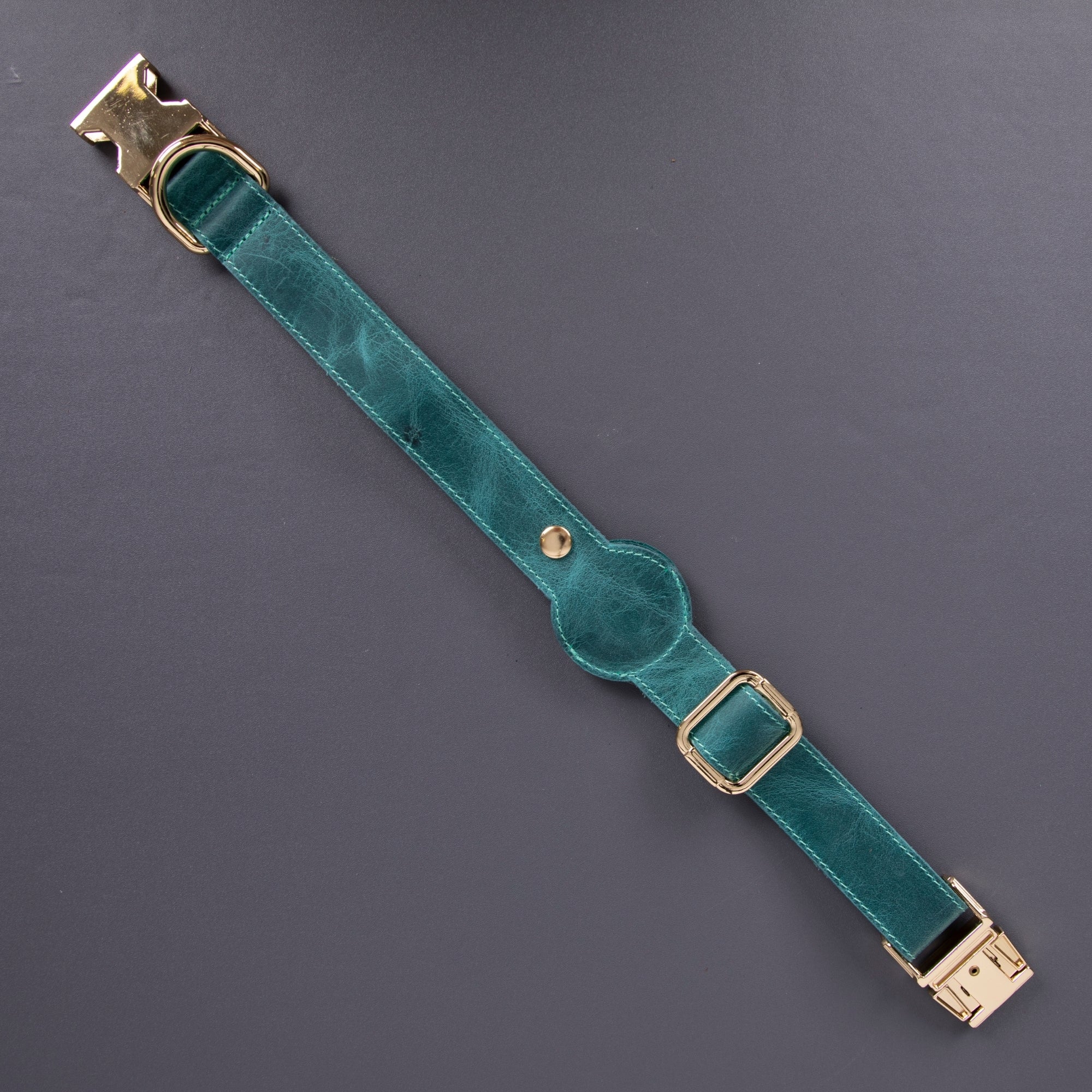 Charlotte Handcrafted Calfskin Leather Dog Collar - Compatible with AirTag 