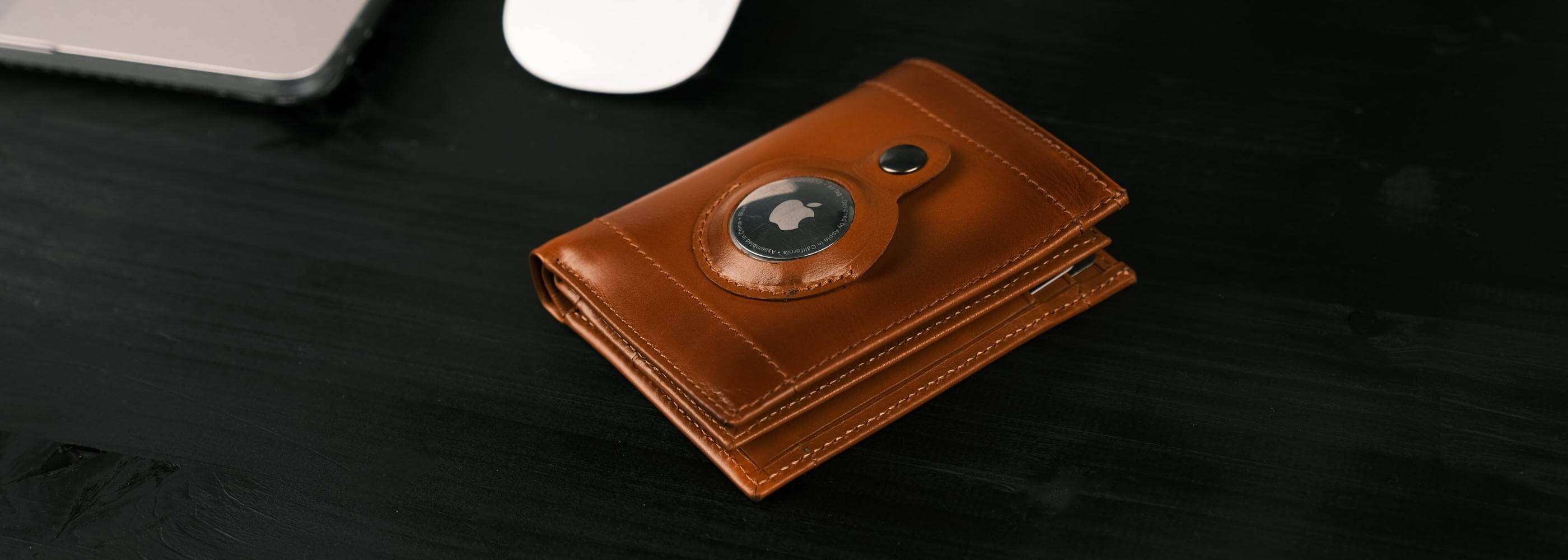 leather airtag wallet
