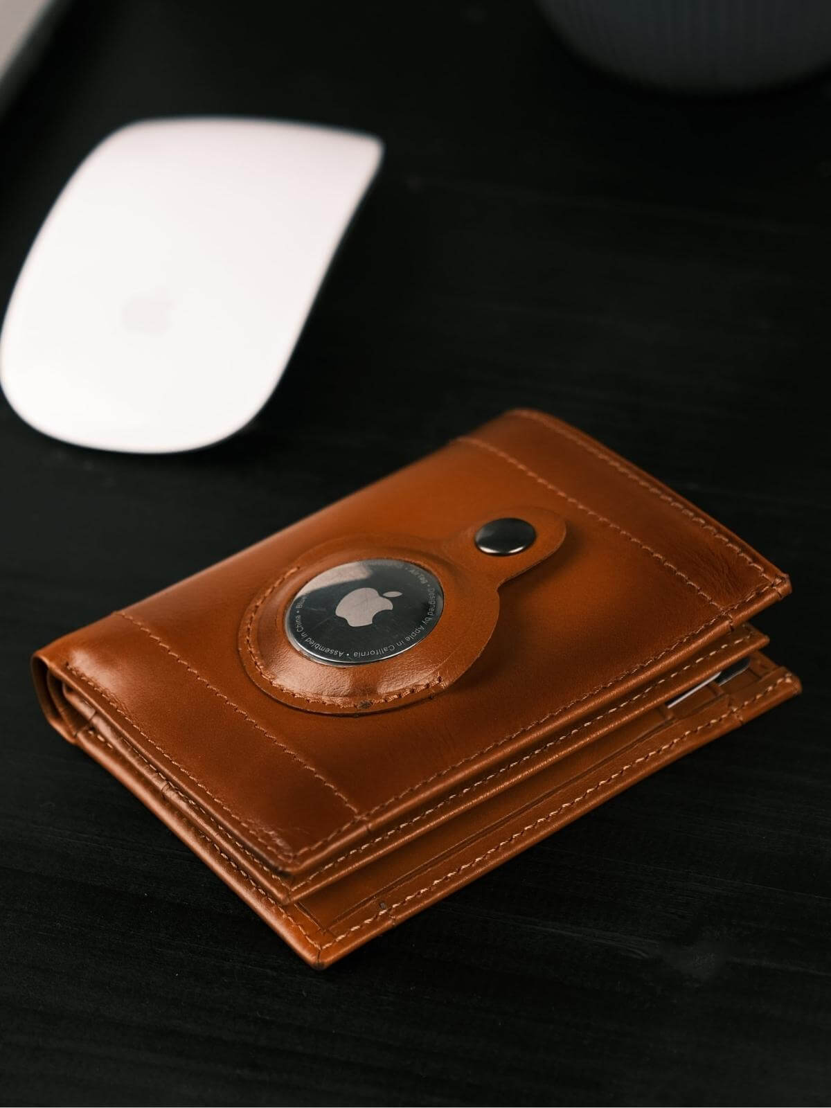 leather airtag wallet mobile