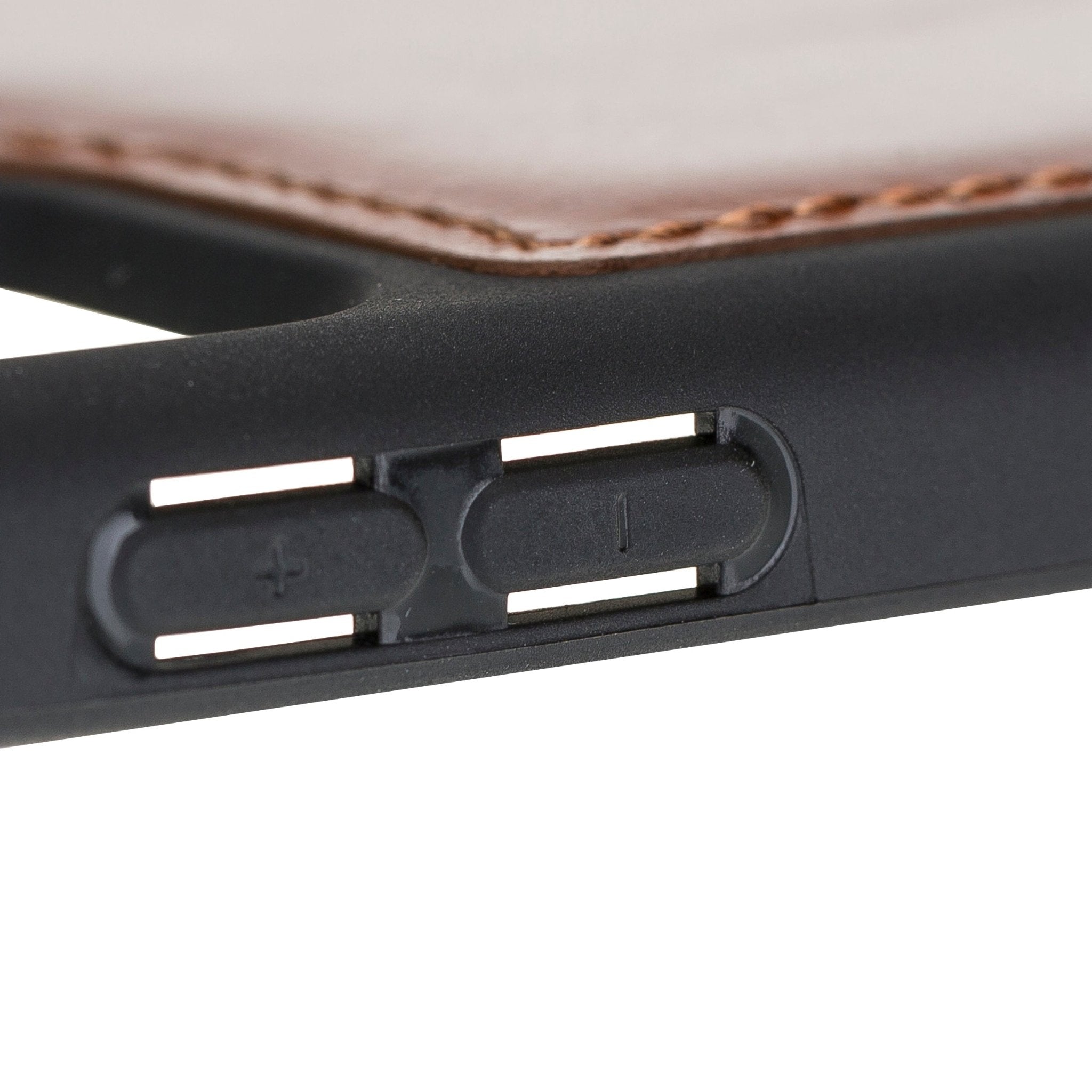 Ozark Leather Case for iPad Pro 13" (M4)TORONATA - 