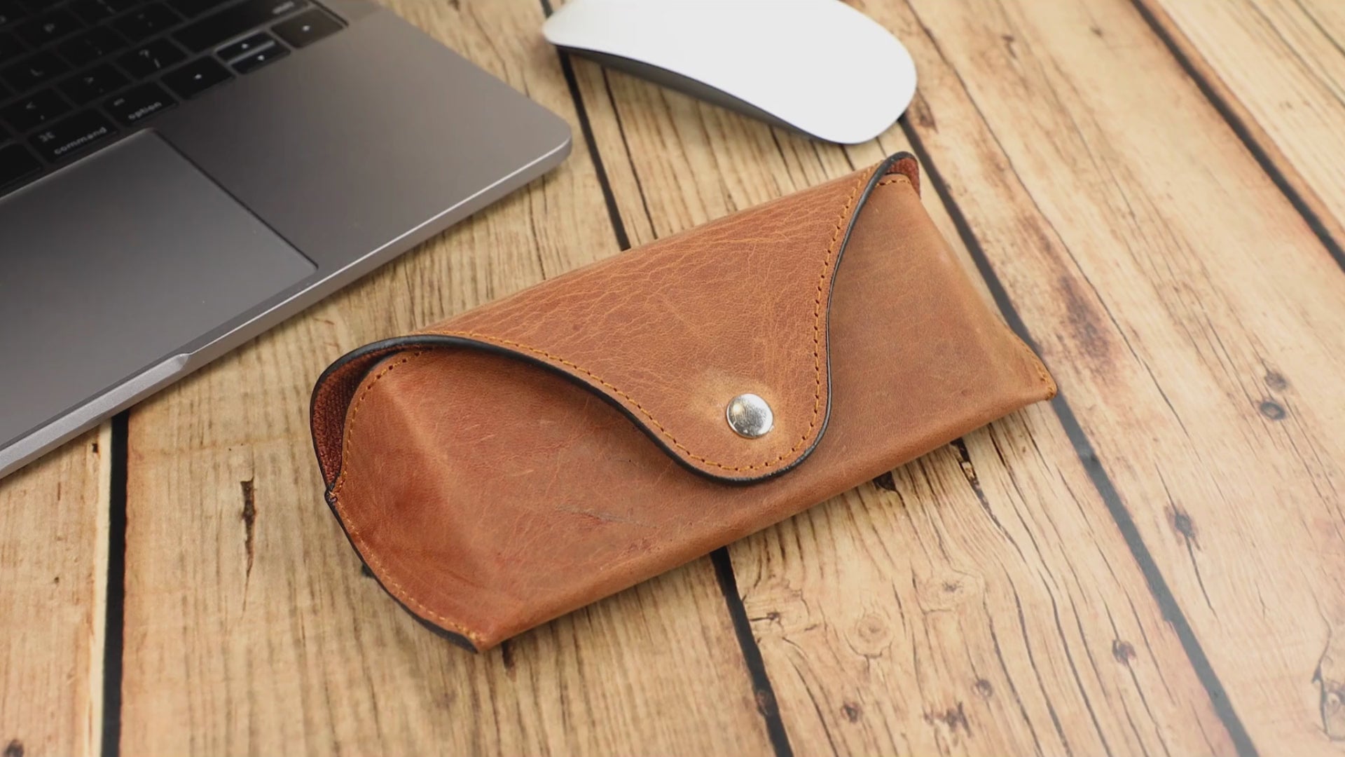 Load video: Casper iPhone Cases