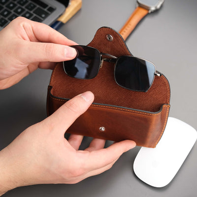 rochaster-leather-glasses-case-antic-brown-1 