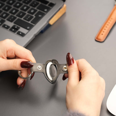 saratoga leather airtag holder - toronata - 