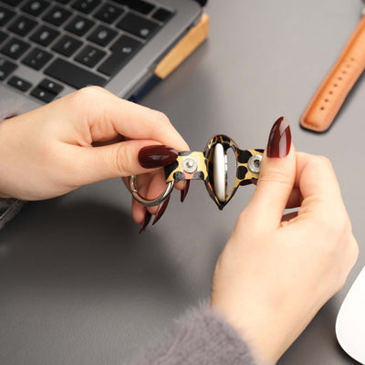 saratoga leather airtag holder - toronata - 