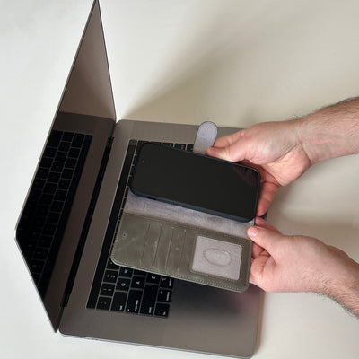 Vegas iPhone 15 Pro Wallet Case | MagSafe - TORONATA - 