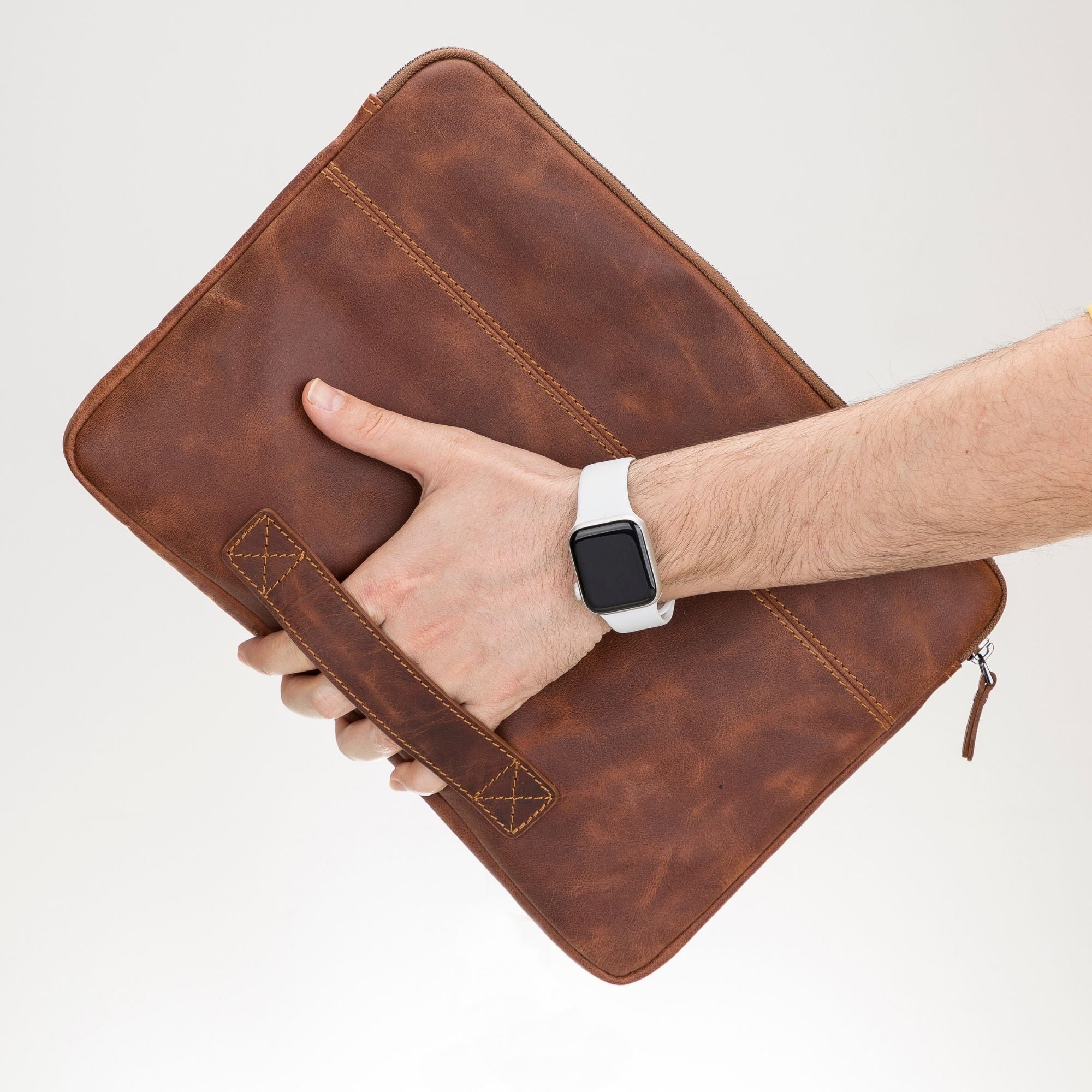 Kemmerer Leather Sleeve for iPad and MacBook - 11 Inches - Tiguan Brown - TORONATA
