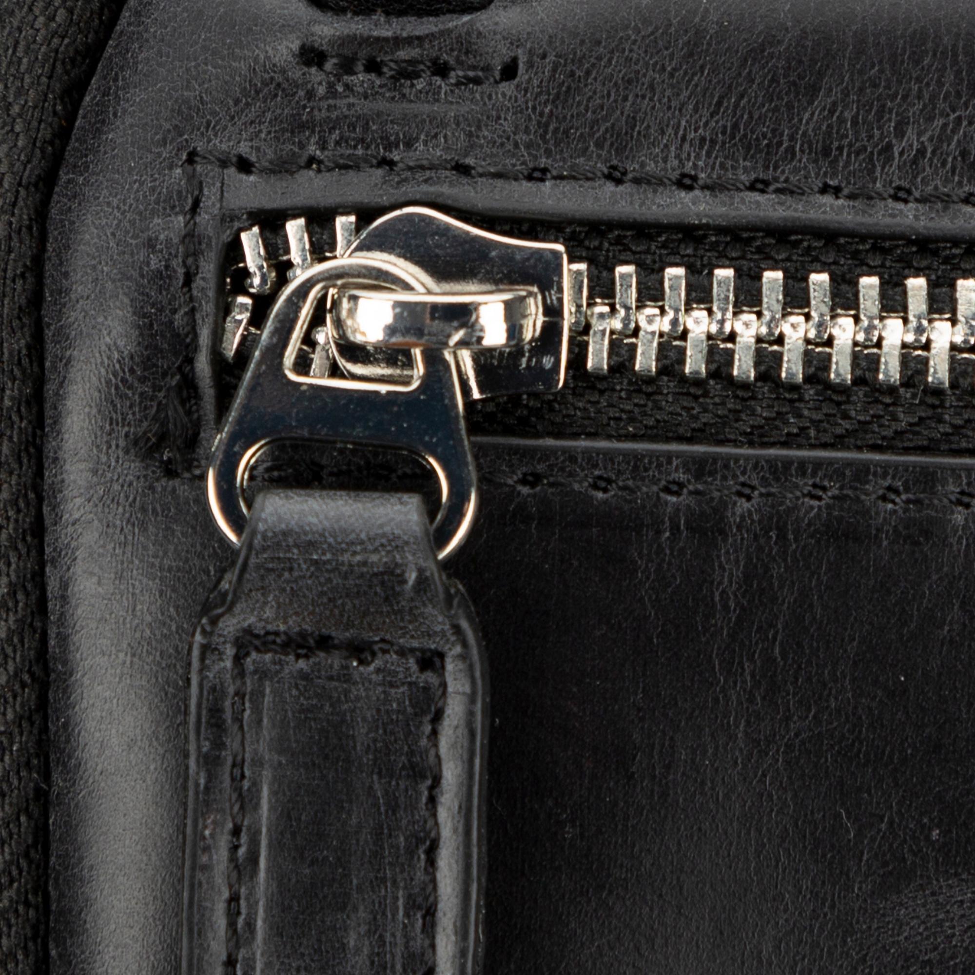 Niagara Leather Crossbody Phone Bag for Men - Black - TORONATA